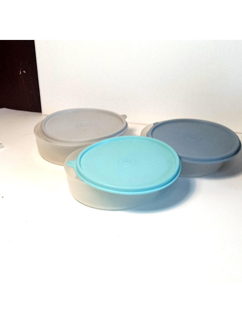 Vintage Tupperware Round Nesting Bowls Set of 3 Sheer Clear Teal Blue Gray Lids